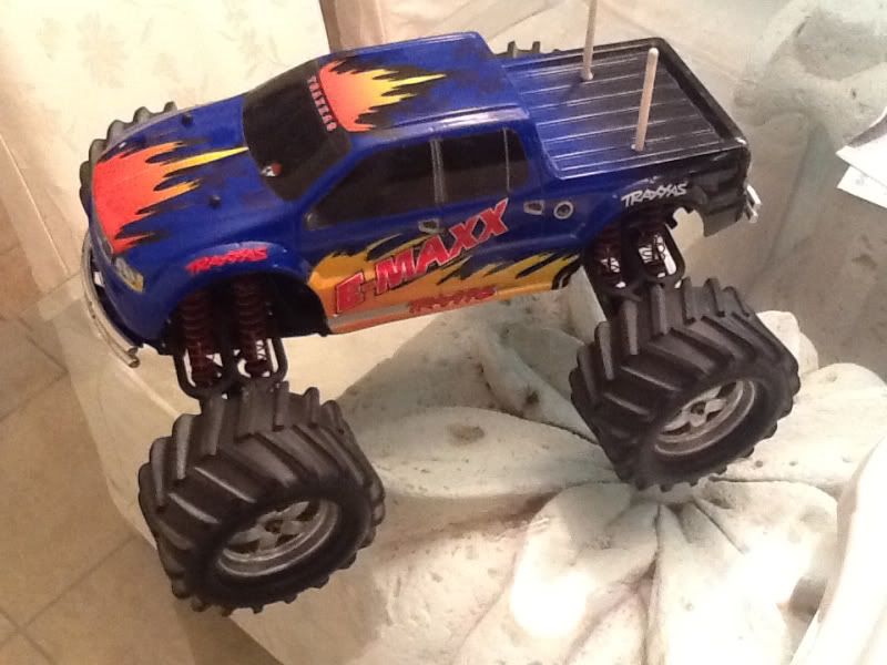 emaxx 3906